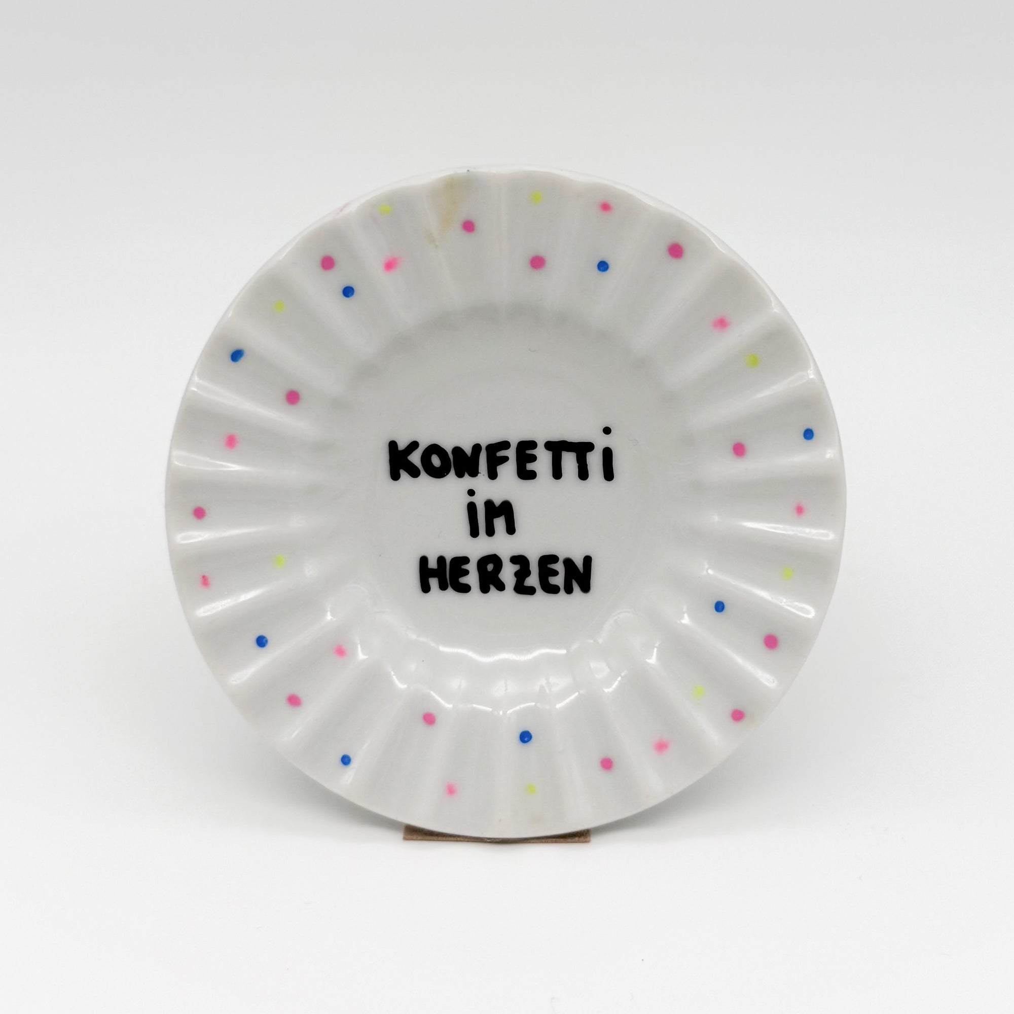 Wandteller mini KONFETTI IM HERZEN "stripes&dots"