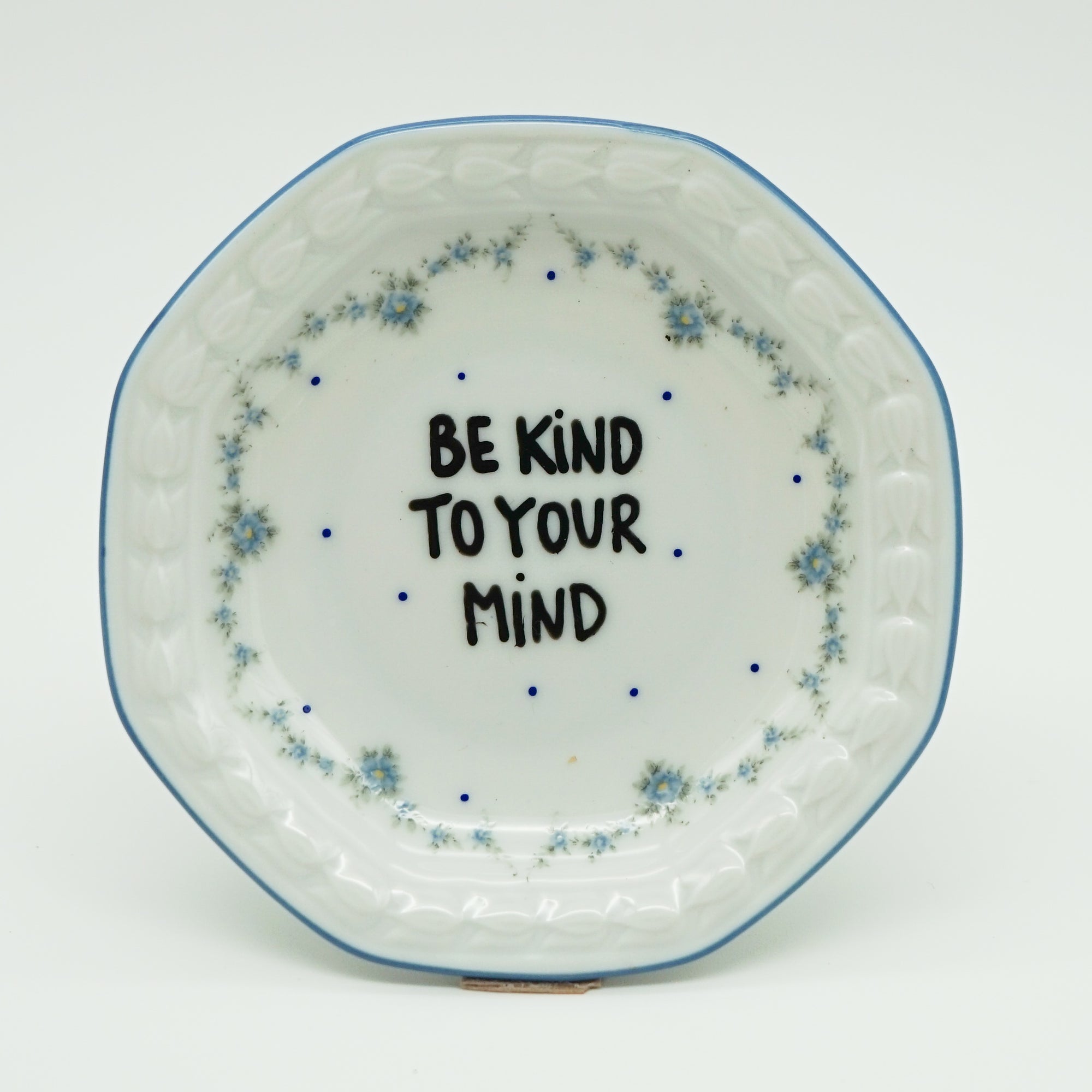 Wandteller mini BE KIND TO YOUR MIND "cuteness"