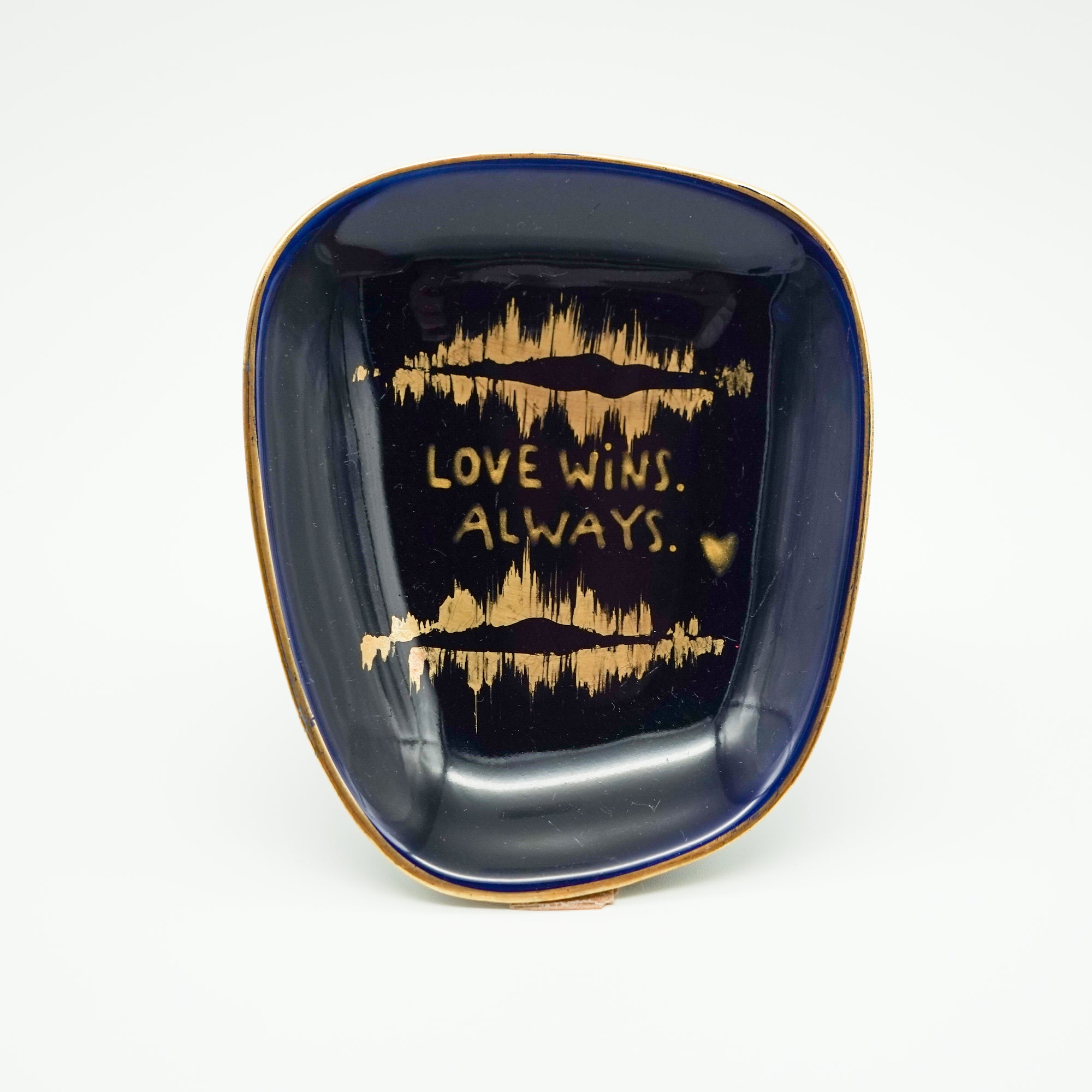 Wandteller mini LOVE WINS.ALWAYS. "goldi"