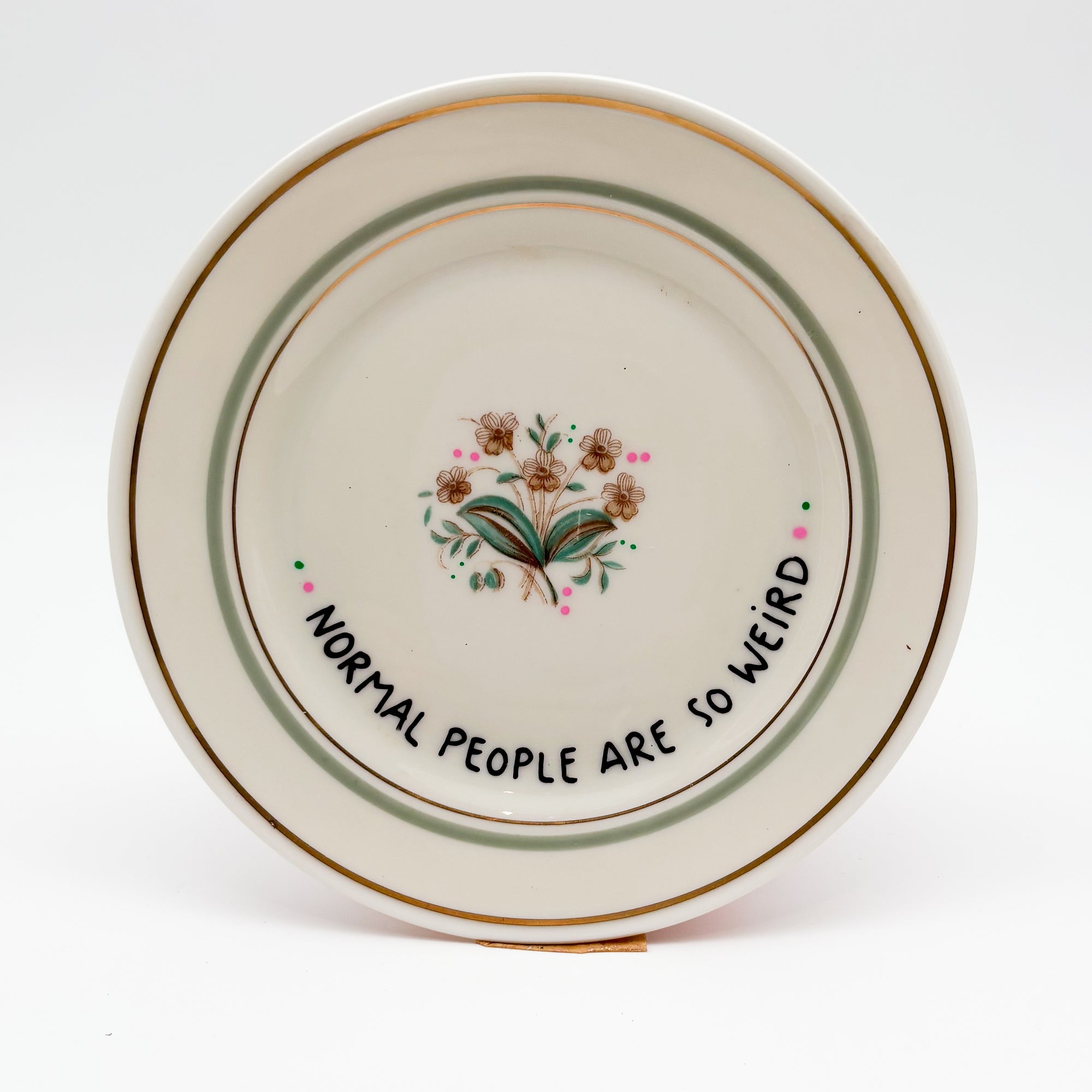 Wandteller small NORMAL PEOPLE ARE SO WEIRD „wonderful“