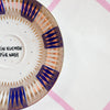 Vintage Wandteller „KEIN KUCHEN FÜR NAZIS“ – Handbemalte Statement-Wanddeko aus Porzellan