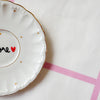Vintage Wandteller „amore“ – handbemalte Statement-Wanddeko aus Porzellan