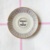 Vintage Wandteller „NOBODY IS PERFECT“ – handbemalte Statement-Wanddeko aus Porzellan