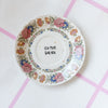 Vintage Wandteller „ICH MUSS GAR NIX" – handbemalte Statement-Wanddeko aus Porzellan
