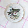Vintage Wandteller "LET´S DIVE DEEP" – handbemalte Statement-Wanddeko aus Porzellan