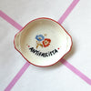 Vintage Wandteller "ANTIFASCISTA" – handbemalte Statement-Wanddeko aus Porzellan