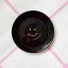 Vintage Wandteller "SMILEY" – handbemalte Statement-Wanddeko aus Porzellan
