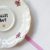 Vintage Wandteller "ALLES GUT" – handbemalte Statement-Wanddeko aus Porzellan