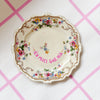 Vintage Wandteller "ICH MUSS GAR NIX" – handbemalte Statement-Wanddeko aus Porzellan