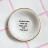 Vintage Wandteller "IN DIESEM HAUS SAGEN WIR MOIN, CIAO UND FUCK NAZIS" – handbemalte Statement-Wanddeko aus Porzellan