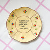 Vintage Wandteller "IN DIESEM HAUS SAGEN WIR DANKE,BITTE UND FUCK NAZIS." – handbemalte Statement-Wanddeko aus Porzellan