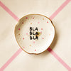 Vintage Wandteller "BLA BLA BLA“– handbemalte Statement-Wanddeko aus Porzellan