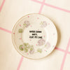 Vintage Wandteller "HATERS GONNA BATE. I GONNA EAT MY CAKE"– handbemalte Statement-Wanddeko aus Porzellan