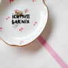 Vintage Wandteller "ICH MUSS GAR NIX"– handbemalte Statement-Wanddeko aus Porzellan