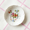 Vintage Wandteller "FUCK“– handbemalte Statement-Wanddeko aus Porzellan