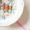 Vintage Wandteller "FUCK“– handbemalte Statement-Wanddeko aus Porzellan
