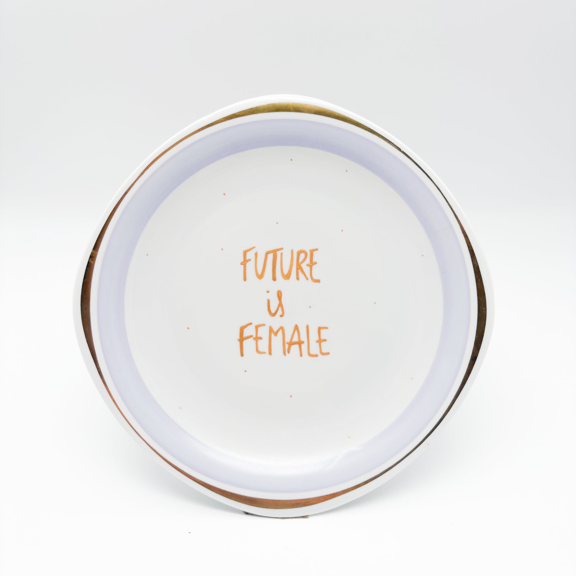 Wandteller midi FUTURE IS FEMALE "light"