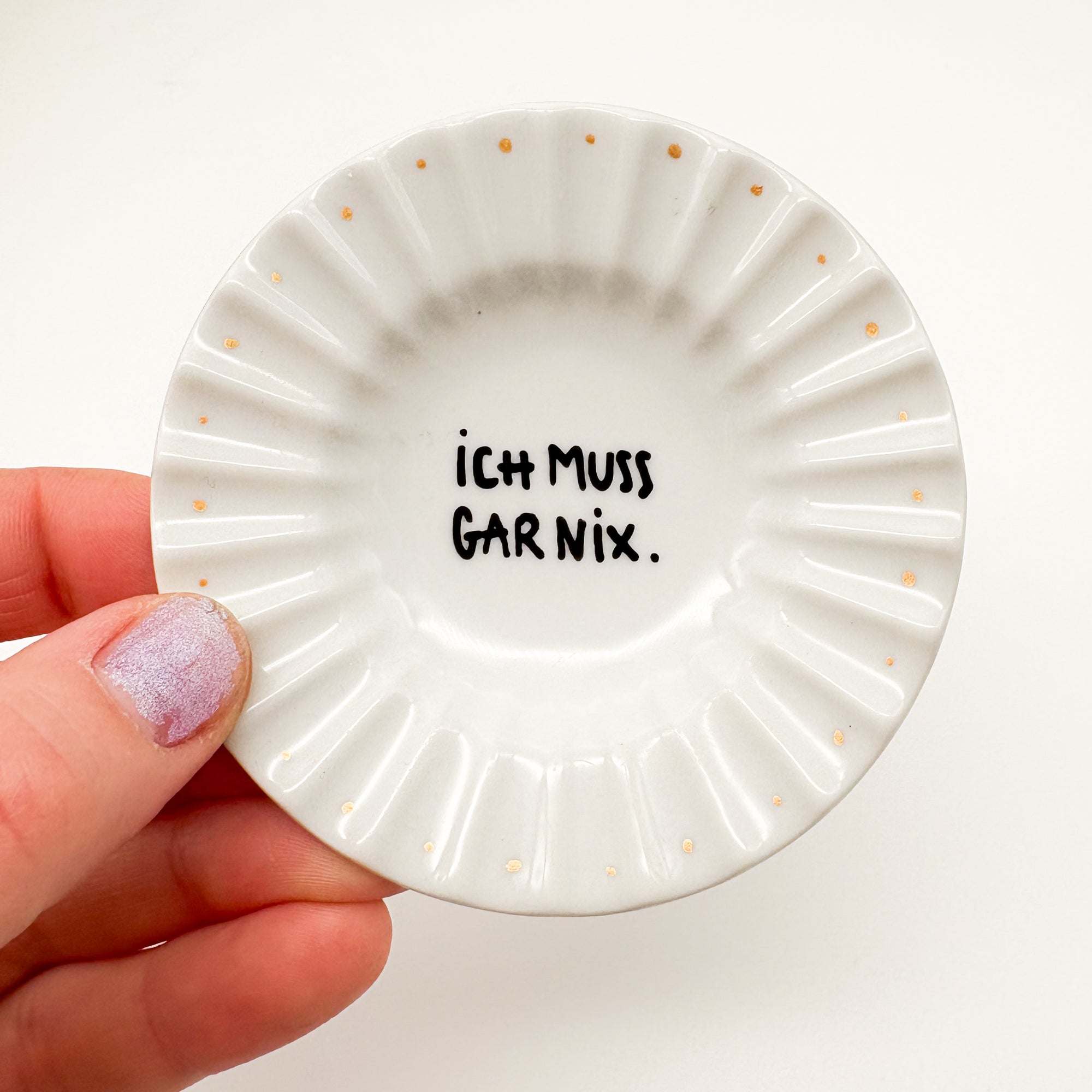 Wandteller mini ICH MUSS GAR NIX "riffle"