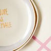 Vintage Wandteller "FUTURE IS FEMALE"– handbemalte Statement-Wanddeko aus Porzellan