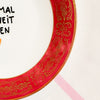 Vintage Wandteller "LASS MAL ZU WEIT GEHEN" – handbemalte Statement-Wanddeko aus Porzellan