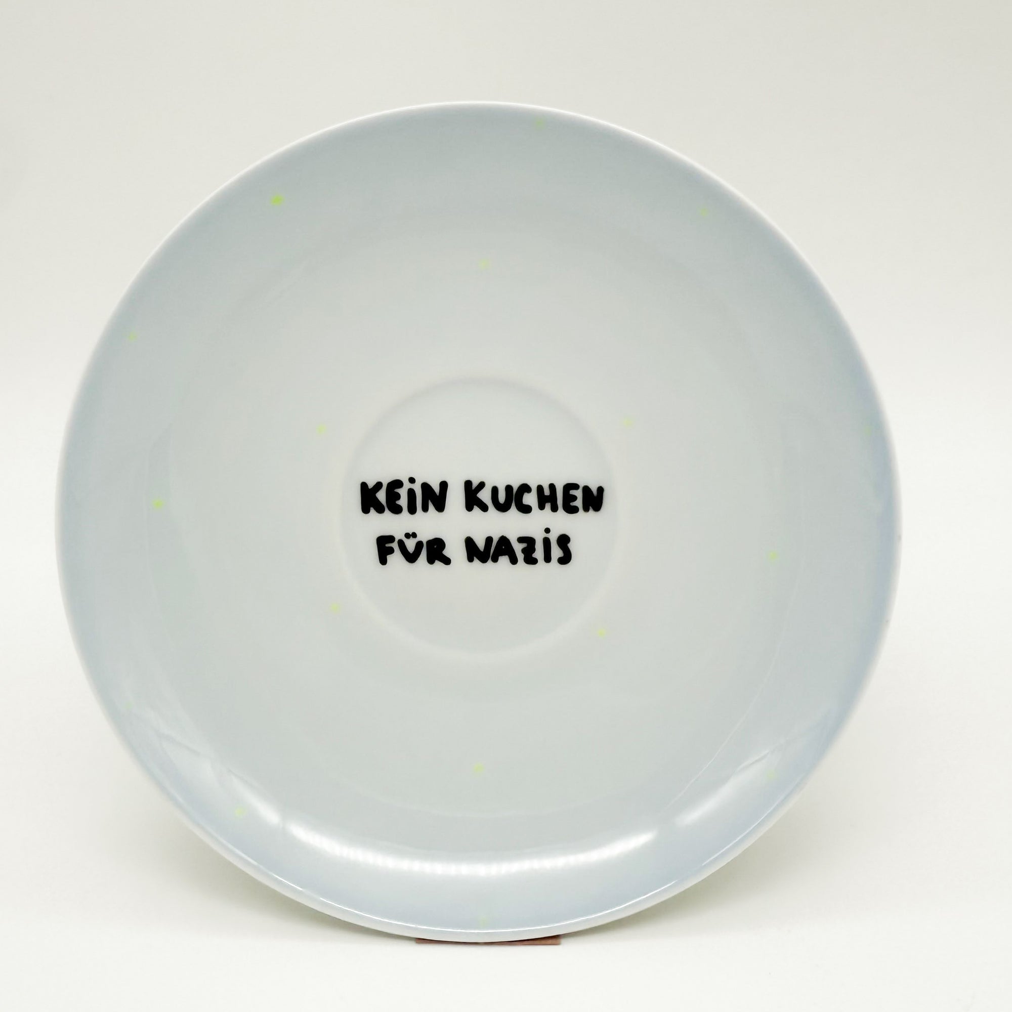 Wandteller small KEIN KUCHEN FÜR NAZIS "light"