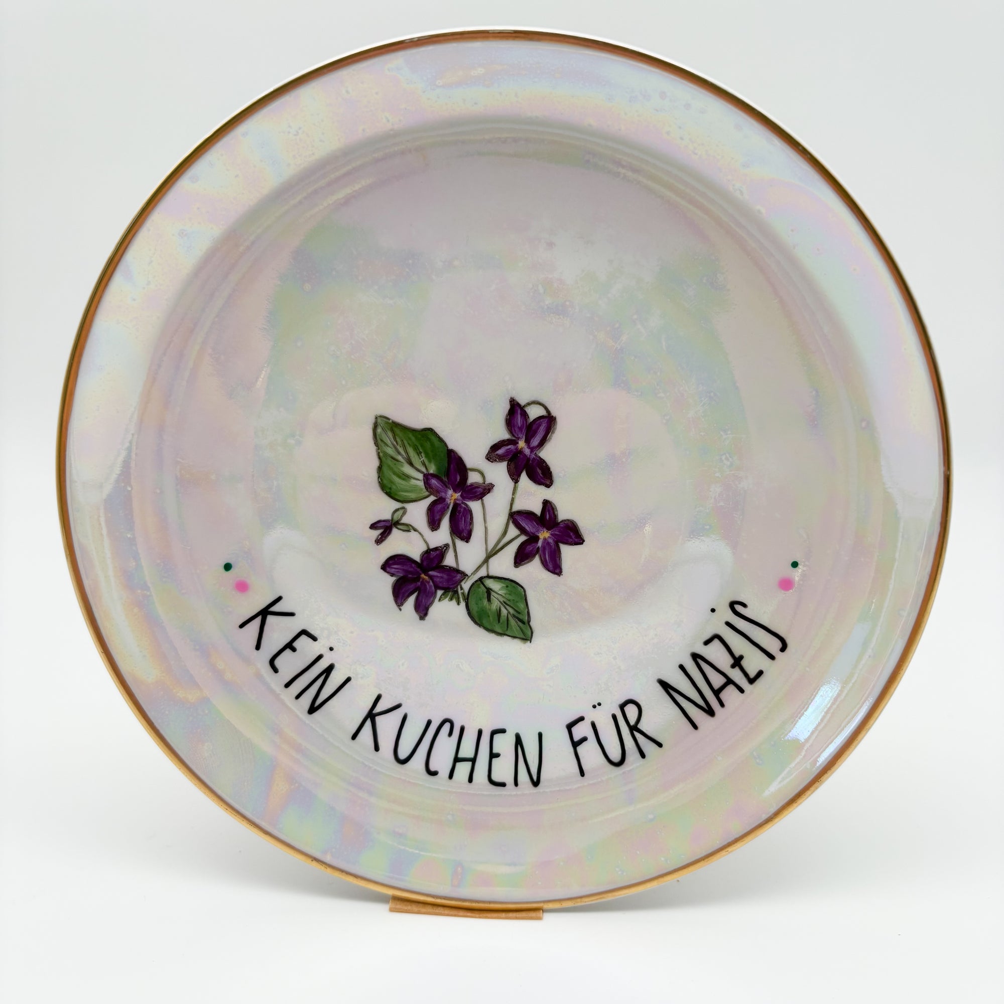 Wandteller midi KEIN KUCHEN FÜR NAZIS "pearl"