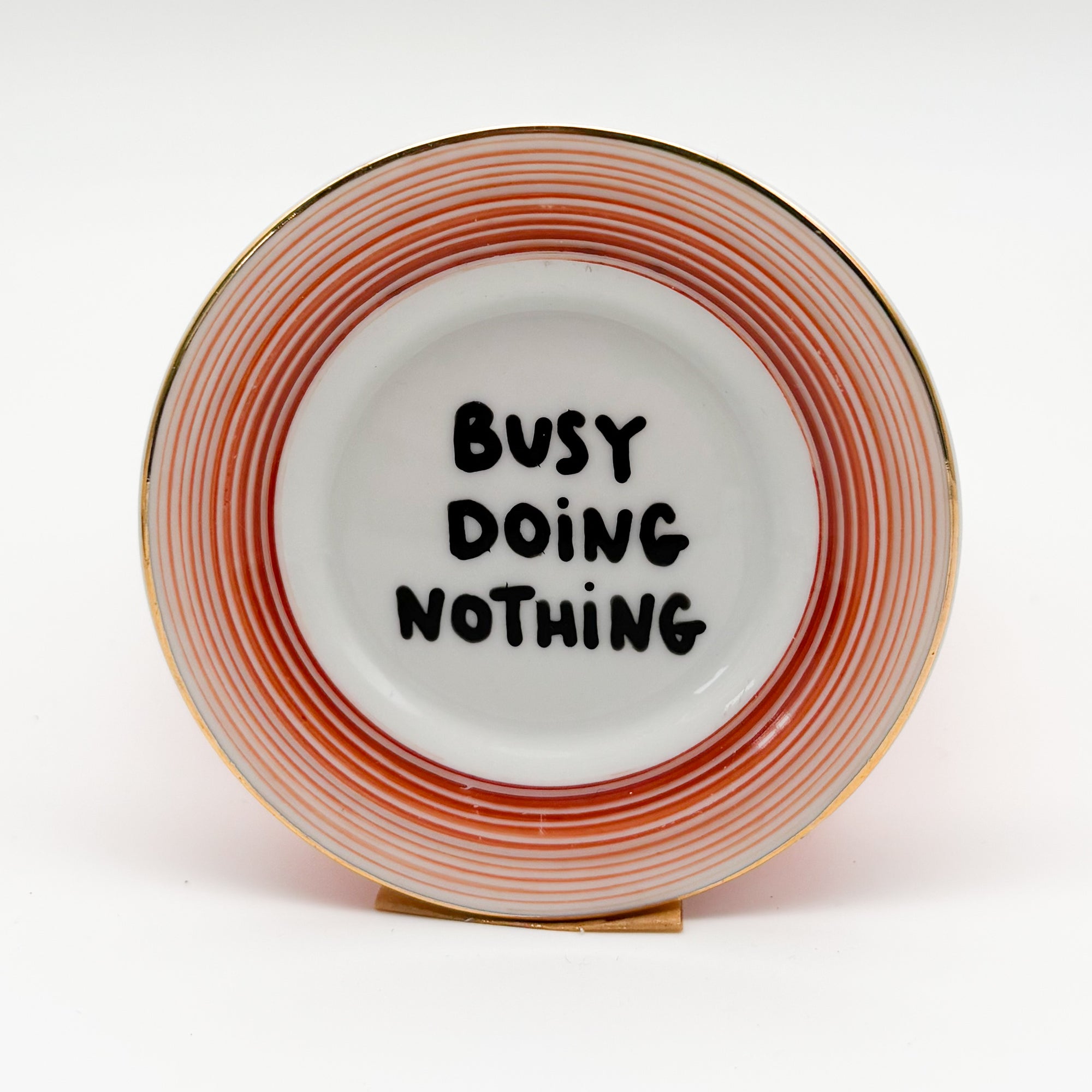 Wandteller mini BUSY DOING NOTHING "ring"