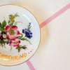 Vintage Wandteller „BLUMENKIND" – handbemalte Statement-Wanddeko aus Porzellan