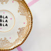 Vintage Wandteller „BLA BLA BLA" – handbemalte Statement-Wanddeko aus Porzellan