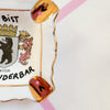 Vintage Wandteller „DU BIST SO WUNDERBAR-BERLIN" – handbemalte Statement-Wanddeko aus Porzellan